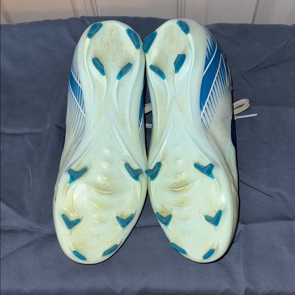 Nike Blue and White Soccer Cleats - Picture 8 of 8